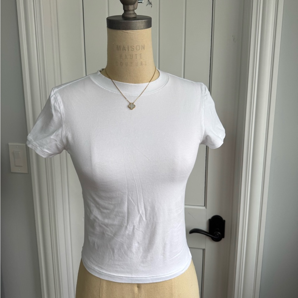 Yogalicious Classic White Women's Top size S
